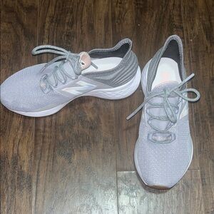 New Balance Women's Light Gray Sneakers